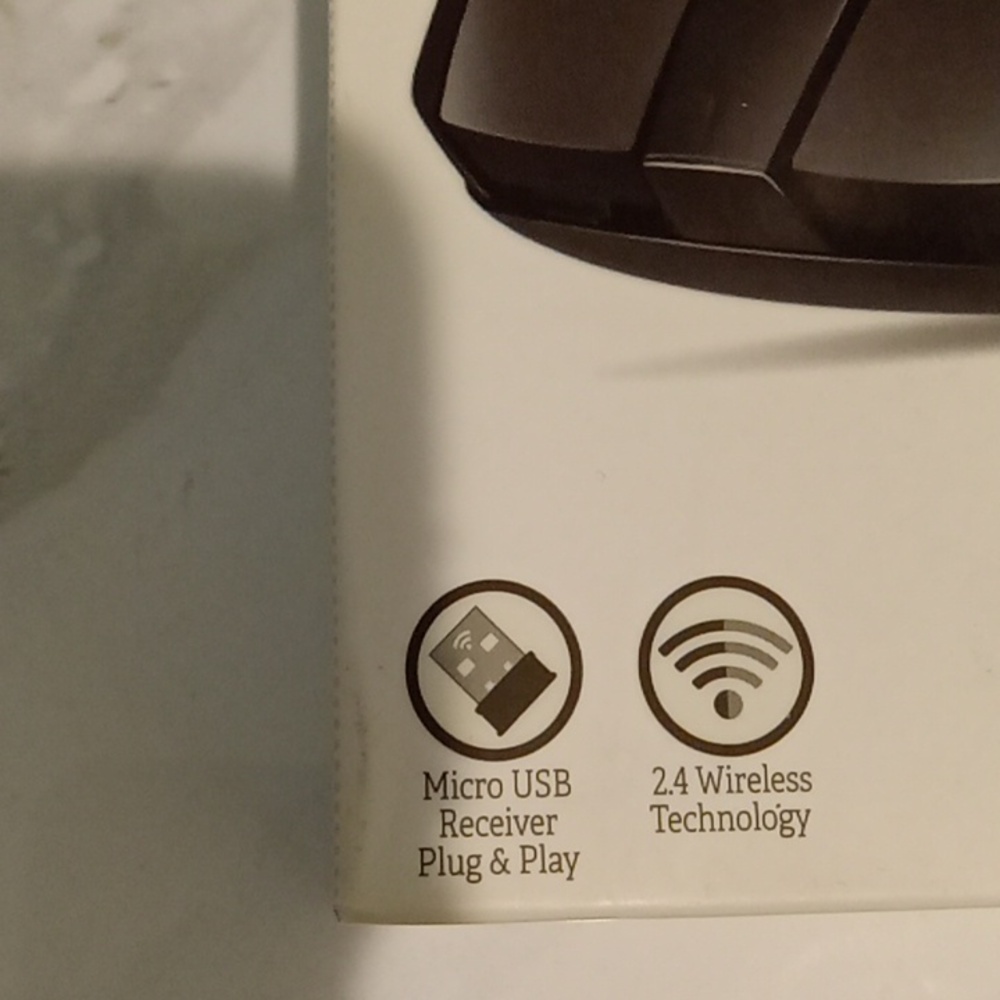 Case Logic Wireless Mouse - Picture 3 of 4